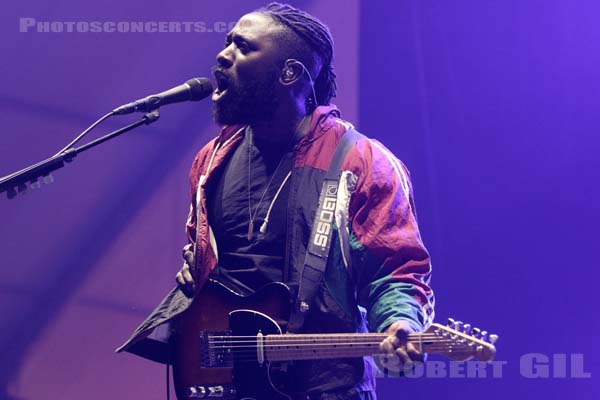 BLOC PARTY - 2016-06-24 - PARIS - Hippodrome de Longchamp - Dome - Rowland Kelechukwu Okereke